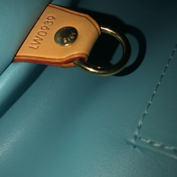 Authentic Louis Vuitton Huston Vernis bag - Picture 7 of 16